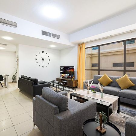 Moonlight Hostel Jbr - 2Min Walk To Jbr Beach - Gym - 2Min Metro Station - Poll Дубай Экстерьер фото